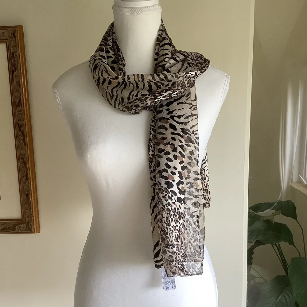 Jaclyn Smith Animal Print Rectangular Scarf
